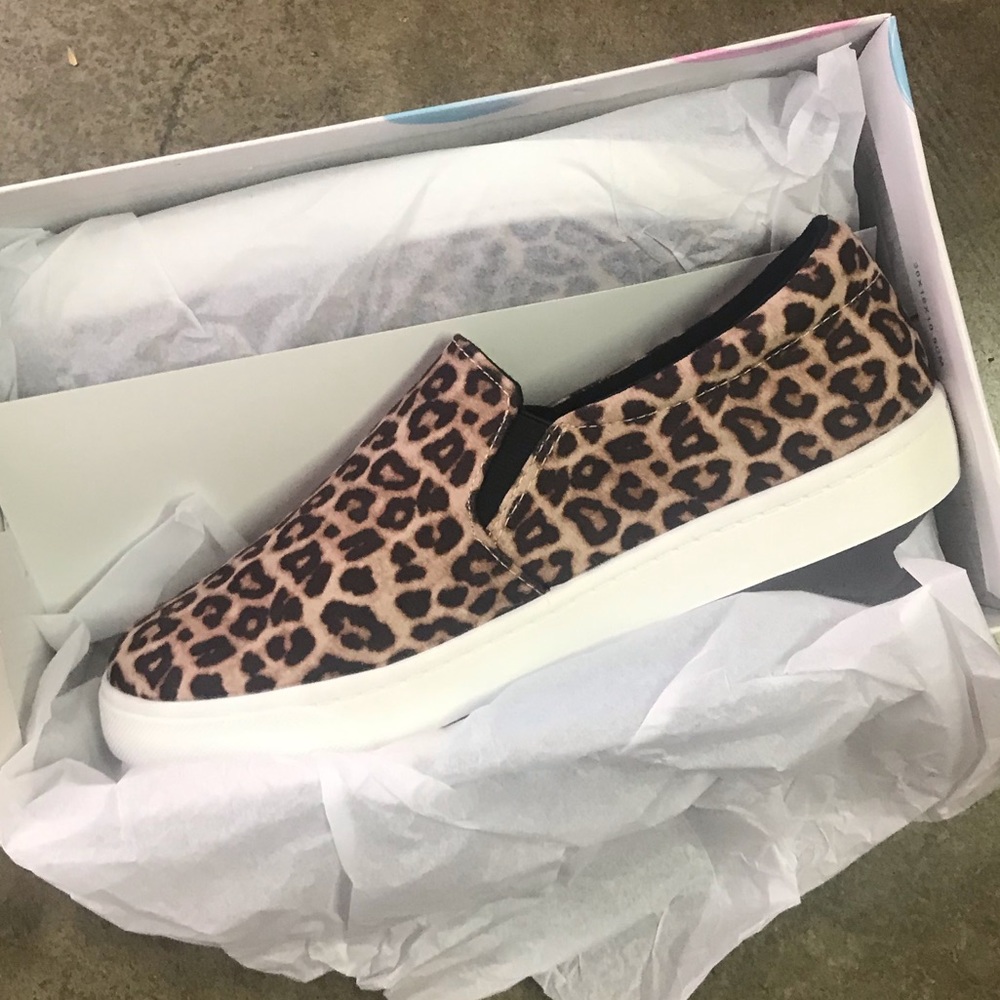 Leopard slip on sneaker - Picture 5 of 8